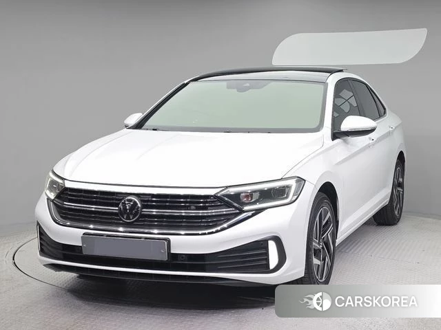 Volkswagen 7th Generation of Jetta 2024 Белый из Кореи