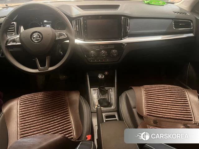 Skoda Kamiq 2024 Белый из Китая