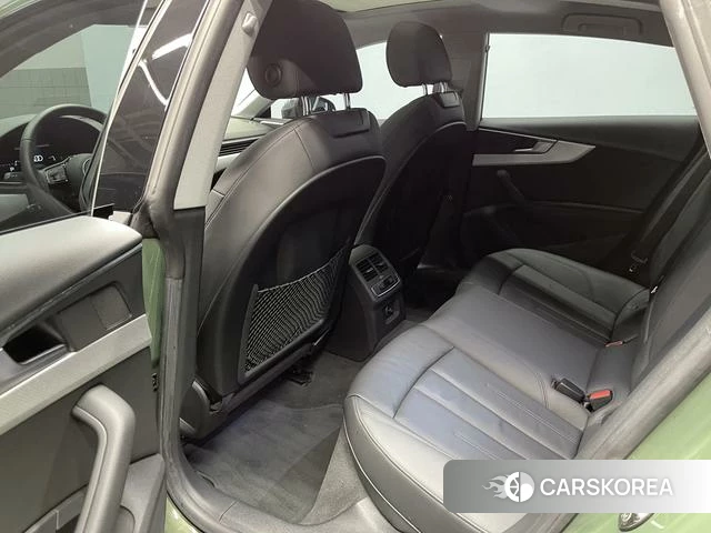 Audi A5 2021 Зеленый из Китая