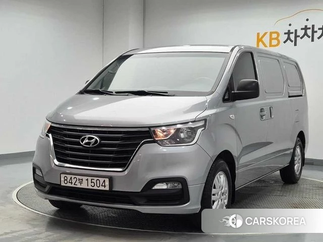 Hyundai The New Grand Starex 2020 Серебристо-серый из Кореи
