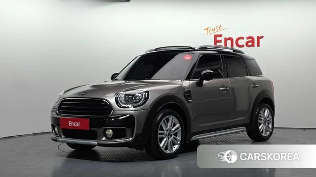 Mini Cooper Countryman 2019 Песочный из Кореи
