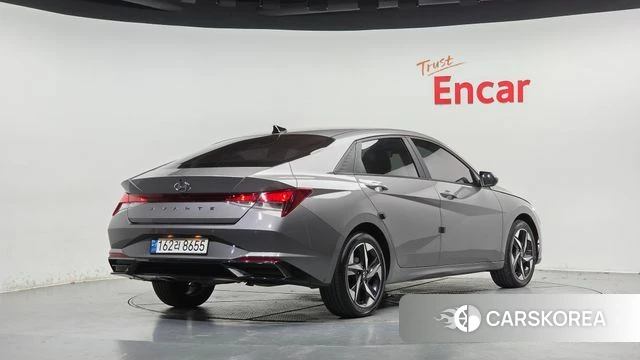 Hyundai Avante (CN7) 2022 Серебристо-серый из Кореи