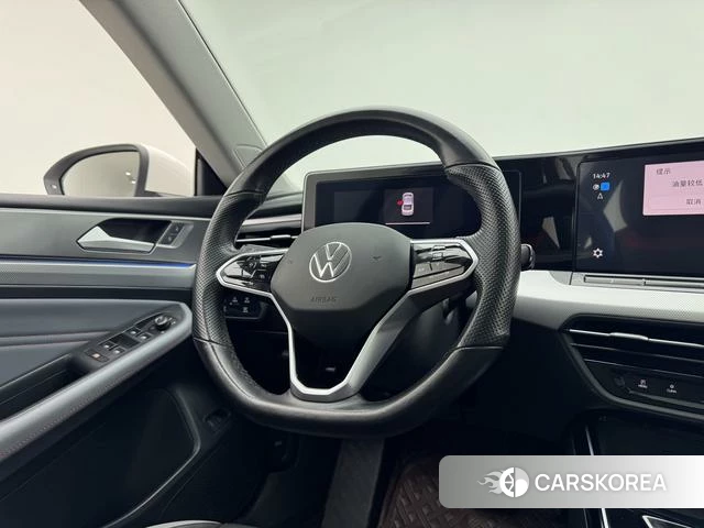 Volkswagen Lamando 2023 Белый из Китая