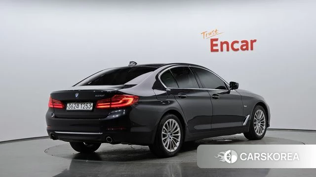 BMW 5 Series (G30) 2019 Серый из Кореи