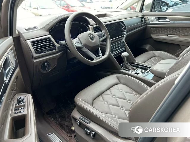 Volkswagen Viloran 2021 Шампань из Китая