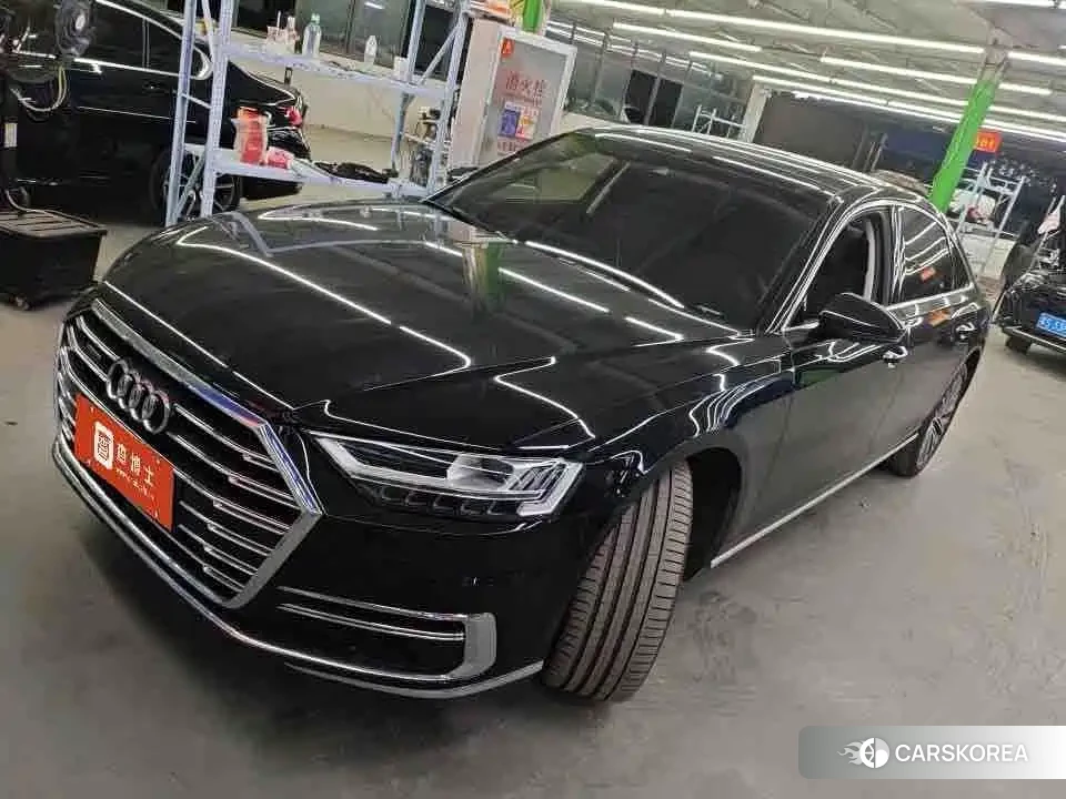 Audi A8 2022 Черный из Китая
