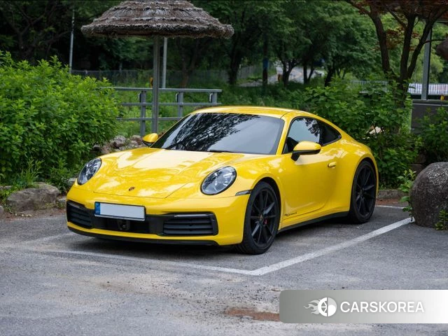 Porsche 911(992) 2021 Желтый из Кореи