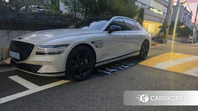 Genesis Electrified G80 (RG3) 2021 Серебристо-серый из Кореи