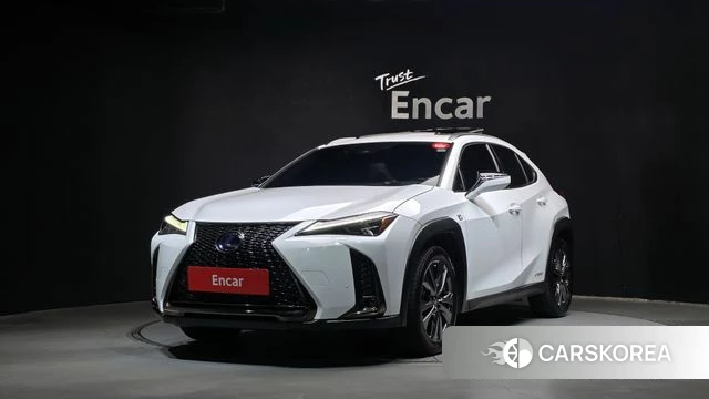 Lexus UX250h 2021 Белый из Кореи