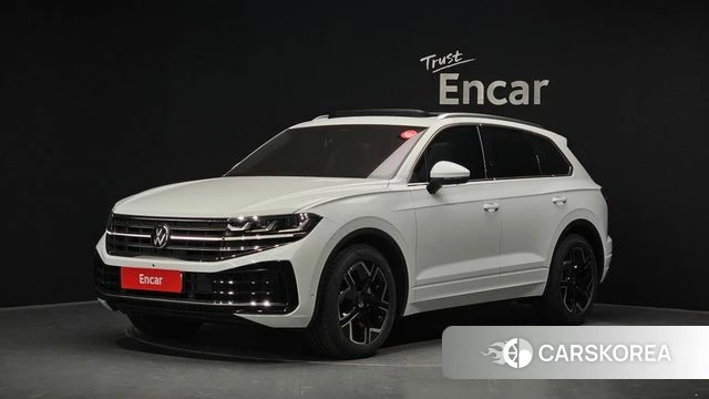 Volkswagen Touareg 3rd generation 2026 Белый из Кореи