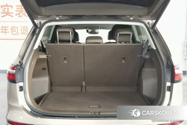 Volkswagen Viloran 2021 Желтый из Китая