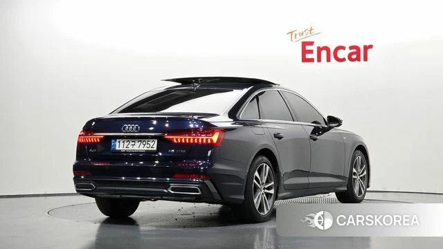 Audi A6 (C8) 2022 Синий из Кореи