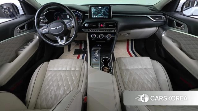 Genesis G70 2018 Белый из Кореи