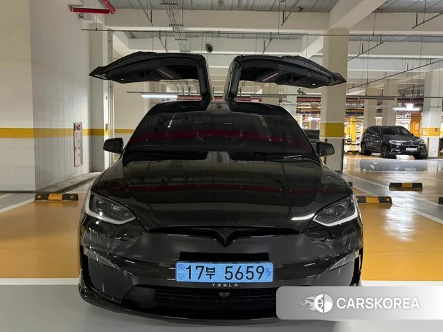 Tesla Model X 2026 Черный из Кореи