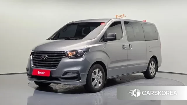 Hyundai The New Grand Starex 2018 Серебристо-серый из Кореи