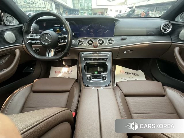 Mercedes-Benz E-Class 2022 Черный из Китая