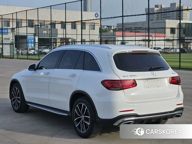 Mercedes-Benz GLC 2020 Белый из Китая