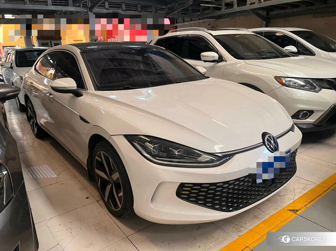 Volkswagen Lamando 2023 Белый из Китая