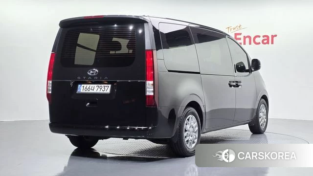 Hyundai Staria 2023 Черный из Кореи
