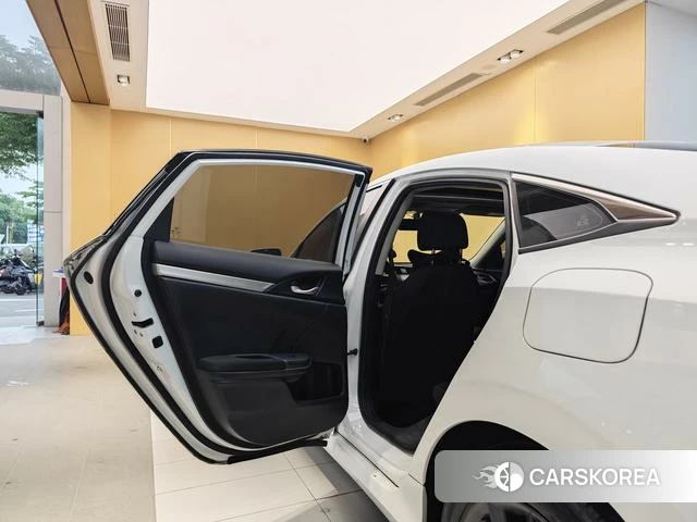 Honda Civic 2021 Белый из Китая