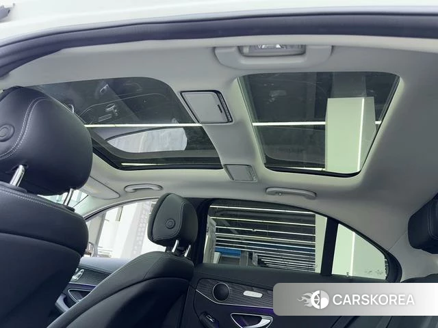 Mercedes-Benz C-class 2021 Белый из Китая