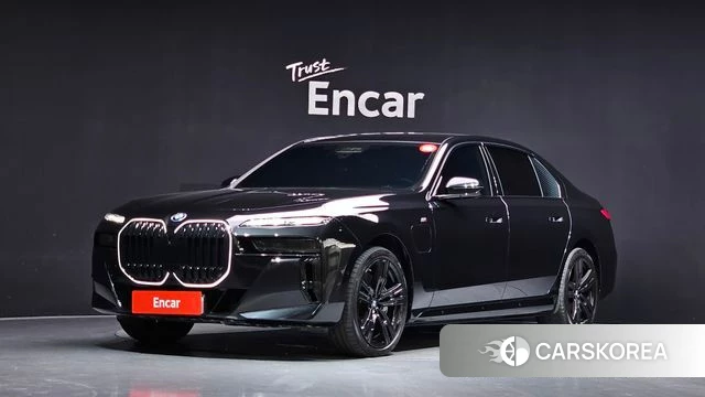 BMW 7 Series (G70) 2023 Черный из Кореи