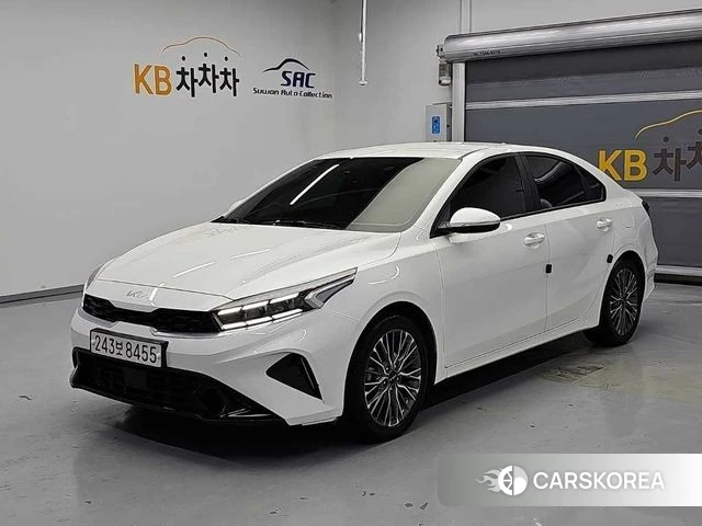 Kia The New K3 2nd generation 2021 Белый из Кореи