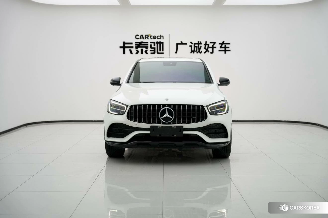 Mercedes-Benz GLC 2021 Белый из Китая