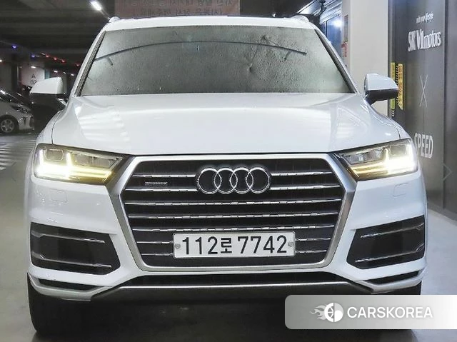 Audi Q7 (4M) 2019 Белый из Кореи