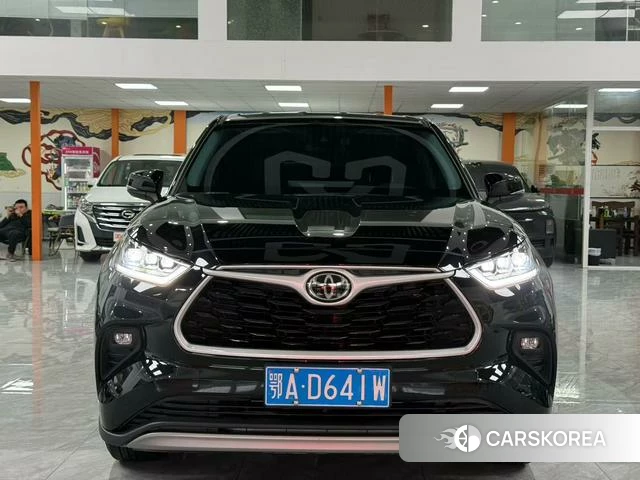 Toyota Highlander 2025 Черный из Китая