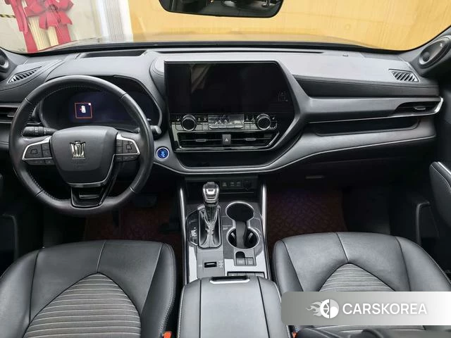 Toyota Crown 2021 Черный из Китая