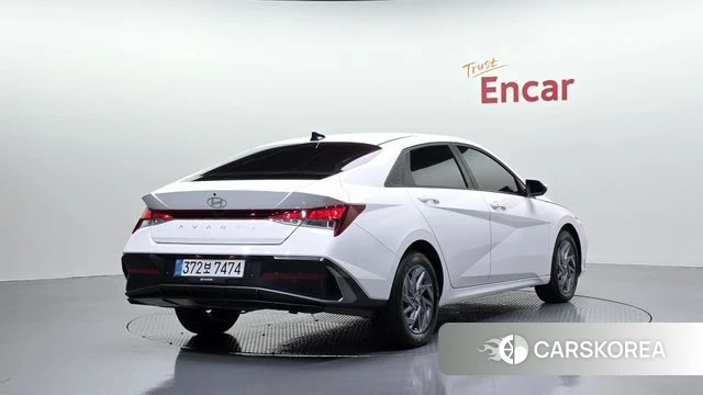 Hyundai The New Avante (CN7) 2026 Белый из Кореи