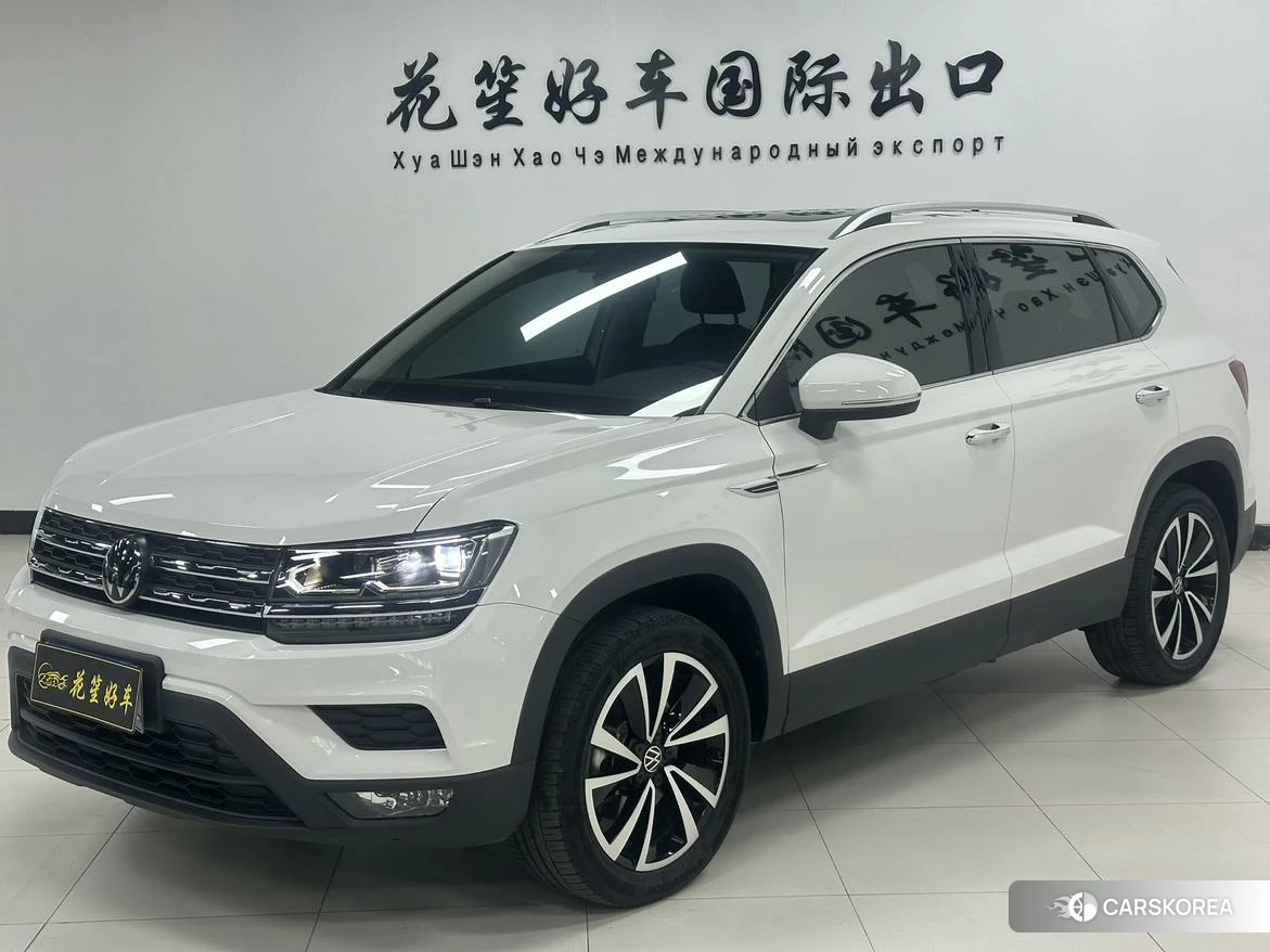 Volkswagen Tharu 2020 Белый из Китая