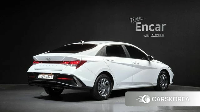Hyundai The New Avante (CN7) 2023 Белый из Кореи