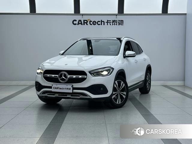 Mercedes-Benz GLA 2020 Белый из Китая