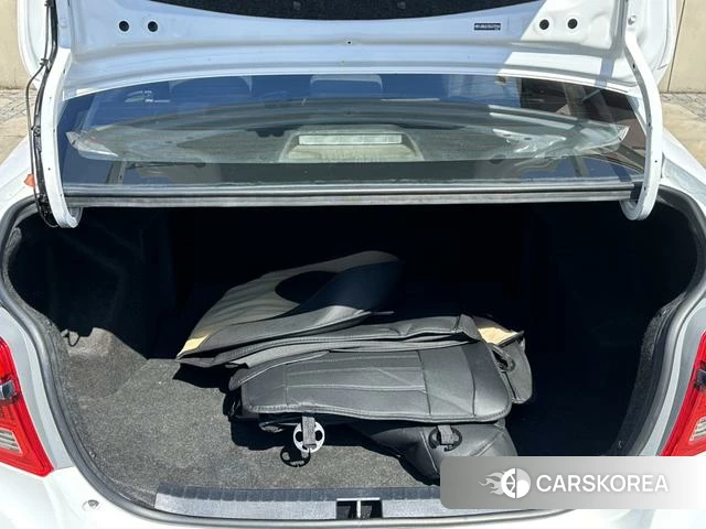 Toyota Yaris L 2020 Белый из Китая
