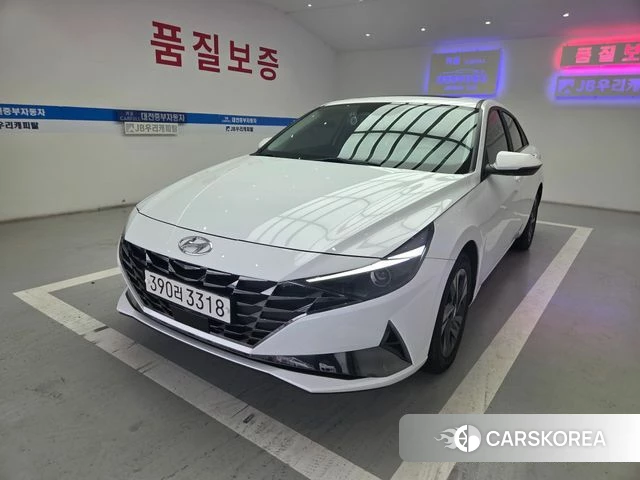 Hyundai Avante (CN7) 2022 Белый из Кореи