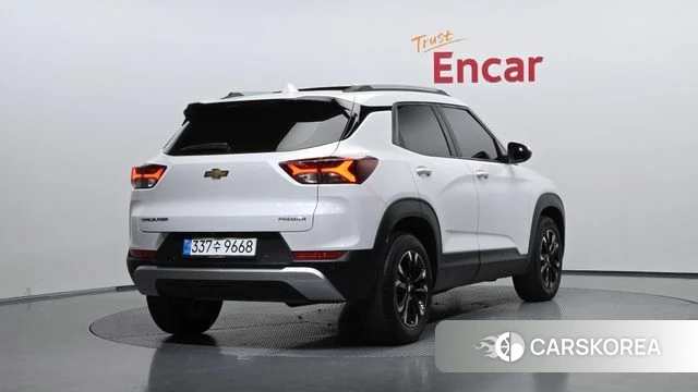 Chevrolet (GM Daewoo) Trailblazer 2023 Белый из Кореи