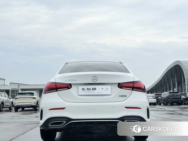 Mercedes-Benz A-Class 2022 Белый из Китая