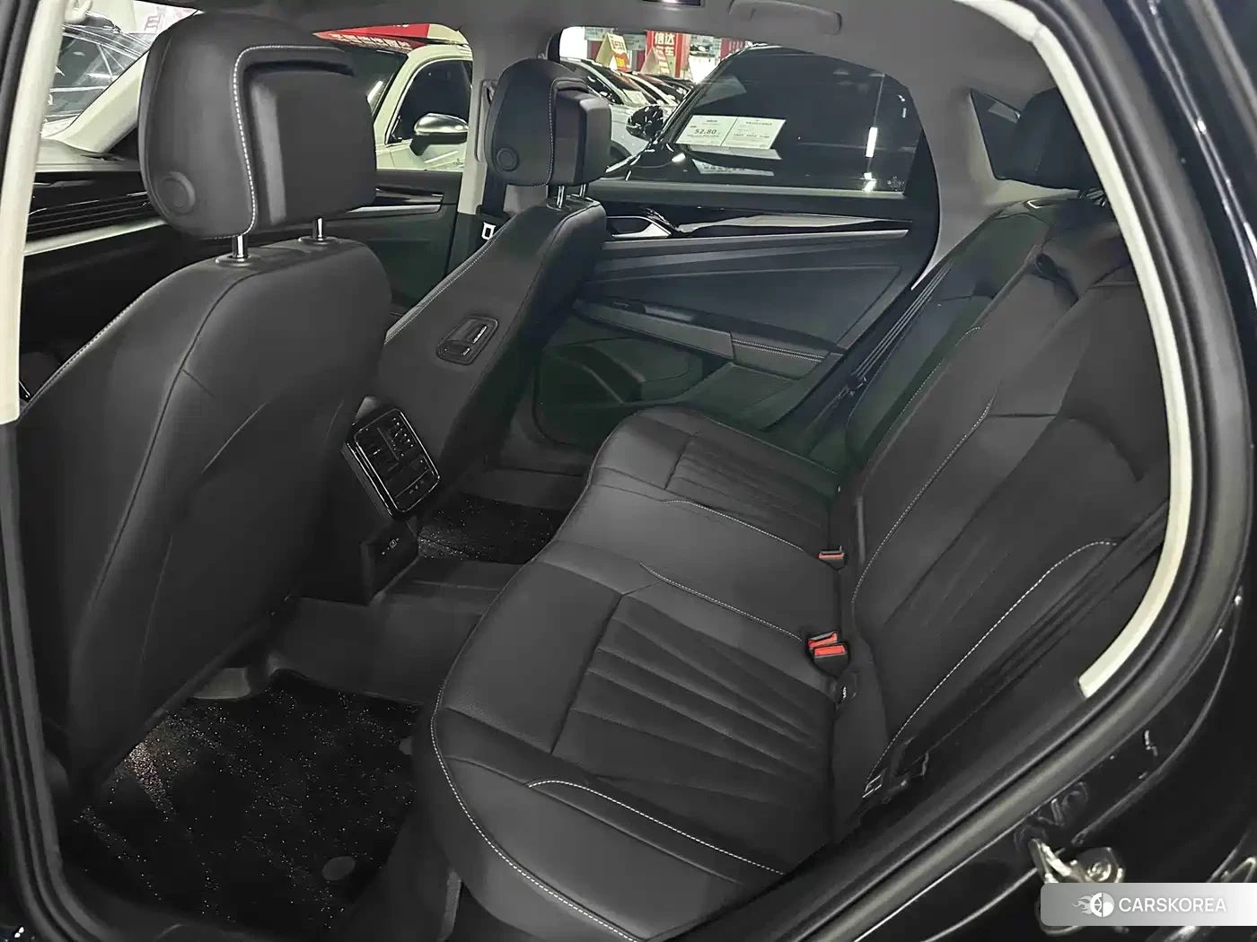Volkswagen Passat 2026 Черный из Китая