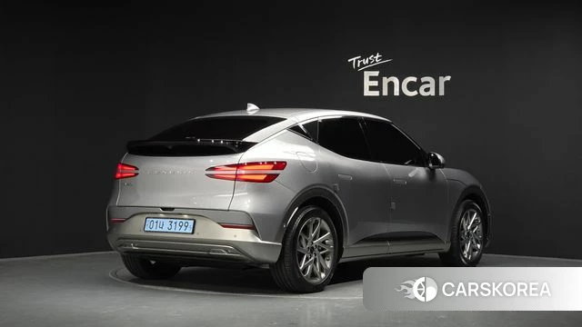 Genesis GV60 2022 Серебристо-серый из Кореи
