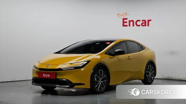 Toyota Prius 5th Generation 2024 Желтый из Кореи