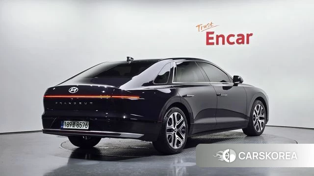 Hyundai Grandeur Hybrid (GN7) 2023 Черный из Кореи