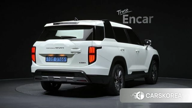 Ssangyong Torres EVX 2024 Белый из Кореи