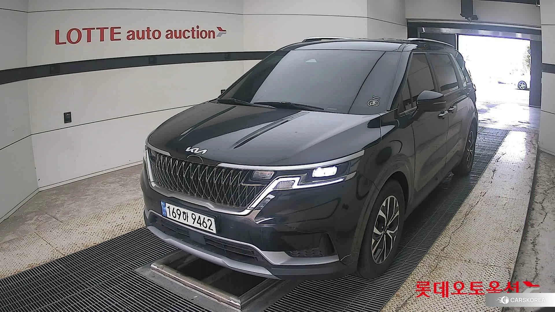 Kia Carnival 2023 Aurora Black Pearl из Кореи