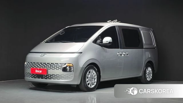 Hyundai Staria 2022 Серебристо-серый из Кореи