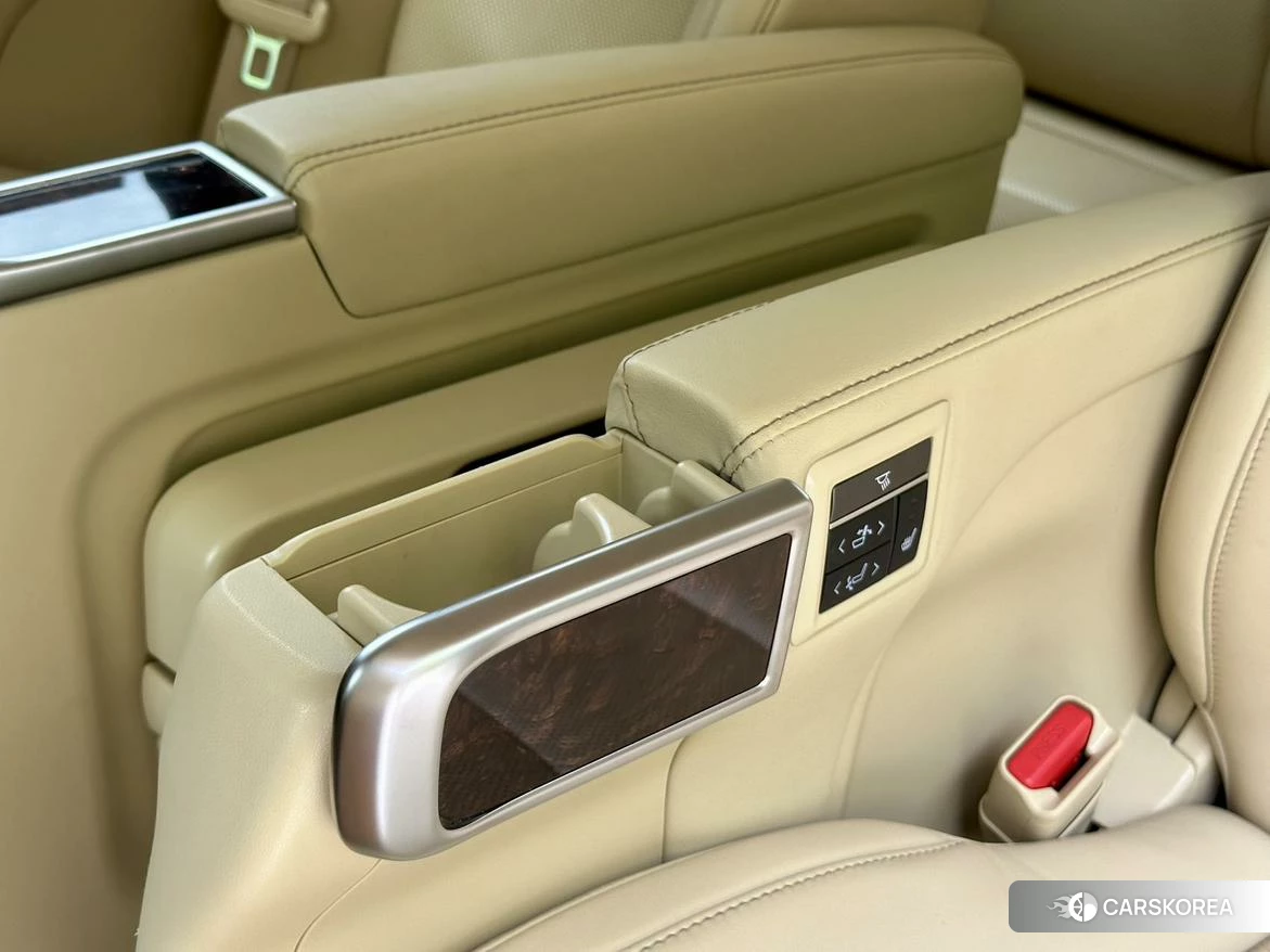 Toyota Alphard 2020 Белый из Китая