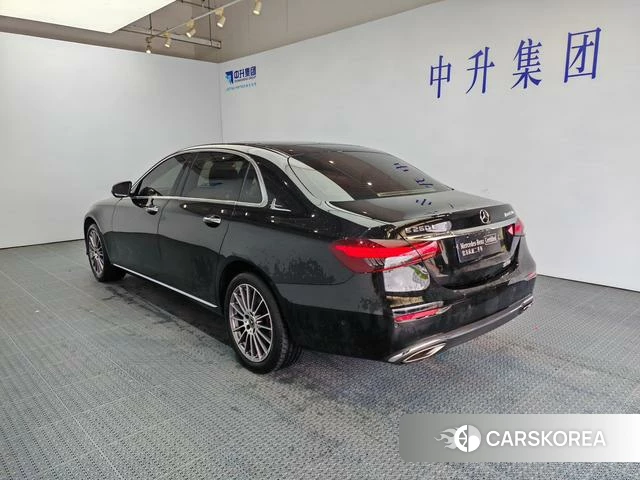 Mercedes-Benz E-Class 2023 Черный из Китая