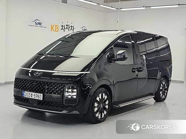 Hyundai Staria 2024 Черный из Кореи
