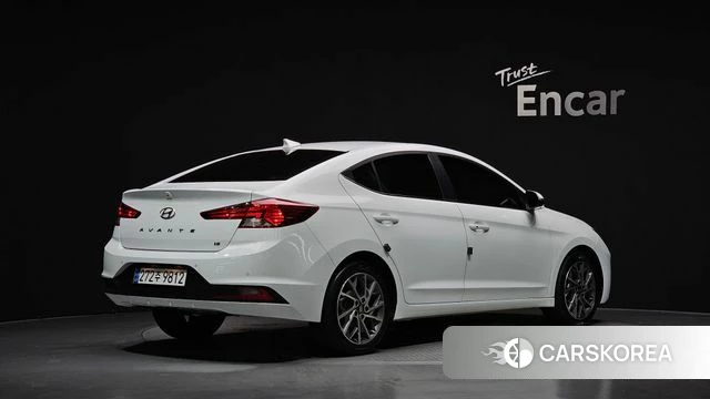 Hyundai The New Avante AD 2018 Белый из Кореи
